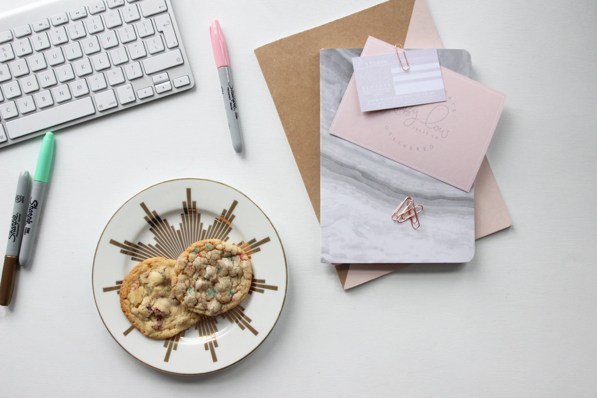 Desk_cookie_voucher4.jpg