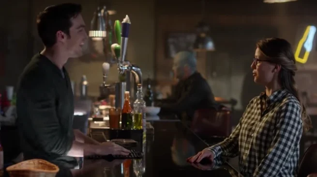 Kevin Smith's Supergirl Lives Episode Preview Clip