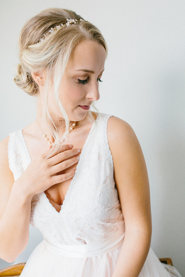 Intimate Backyard Blush Fairytale Wedding | Wenatchee Wedding Photographer | Fine Art Seattle Wedding Photographer | Blush Wedding | Wedding Details | Getting Ready | Bridal Portrait