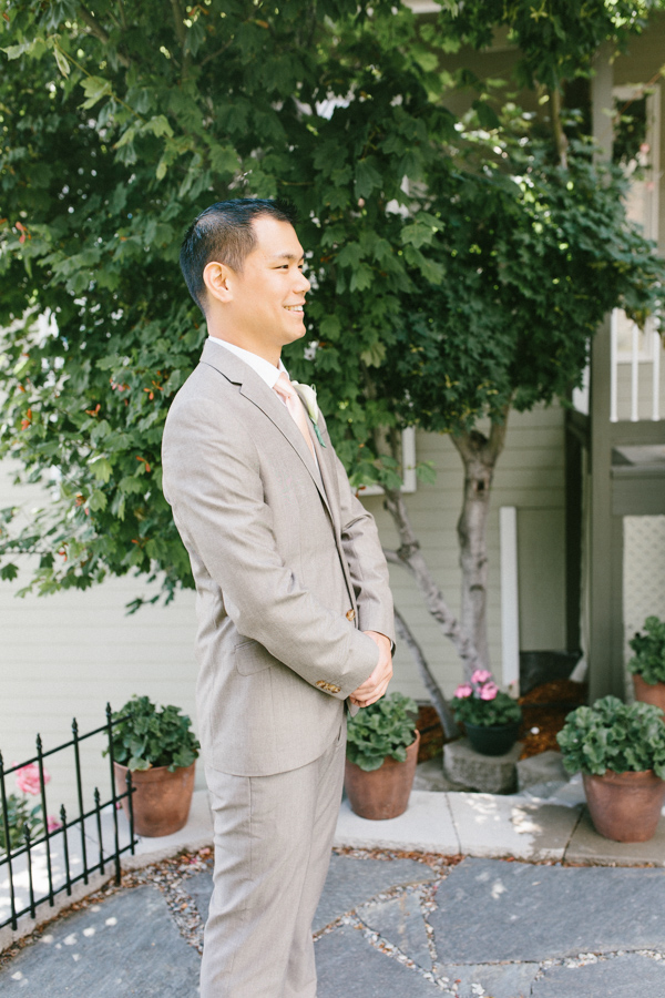 Intimate Backyard Blush Fairytale Wedding | Wenatchee Wedding Photographer | Fine Art Seattle Wedding Photographer | Blush Wedding | Wedding Details | Getting Ready | Perfect First Look