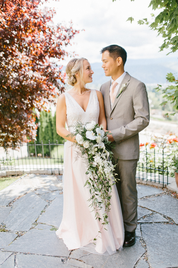 Intimate Backyard Blush Fairytale Wedding | Wenatchee Wedding Photographer | Fine Art Seattle Wedding Photographer | Blush Wedding | Wedding Details | Getting Ready | Perfect First Look