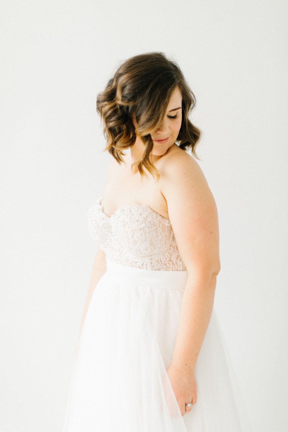 Seattle Fine Art Wedding Photographer | Seattle Downtown White Studio Bridal Session | Stunning Wedding Bouquet | Seattle Bride | Seattle Wedding | Photography Studio Space | Emma Rose Company Wedding Photography-13.jpg