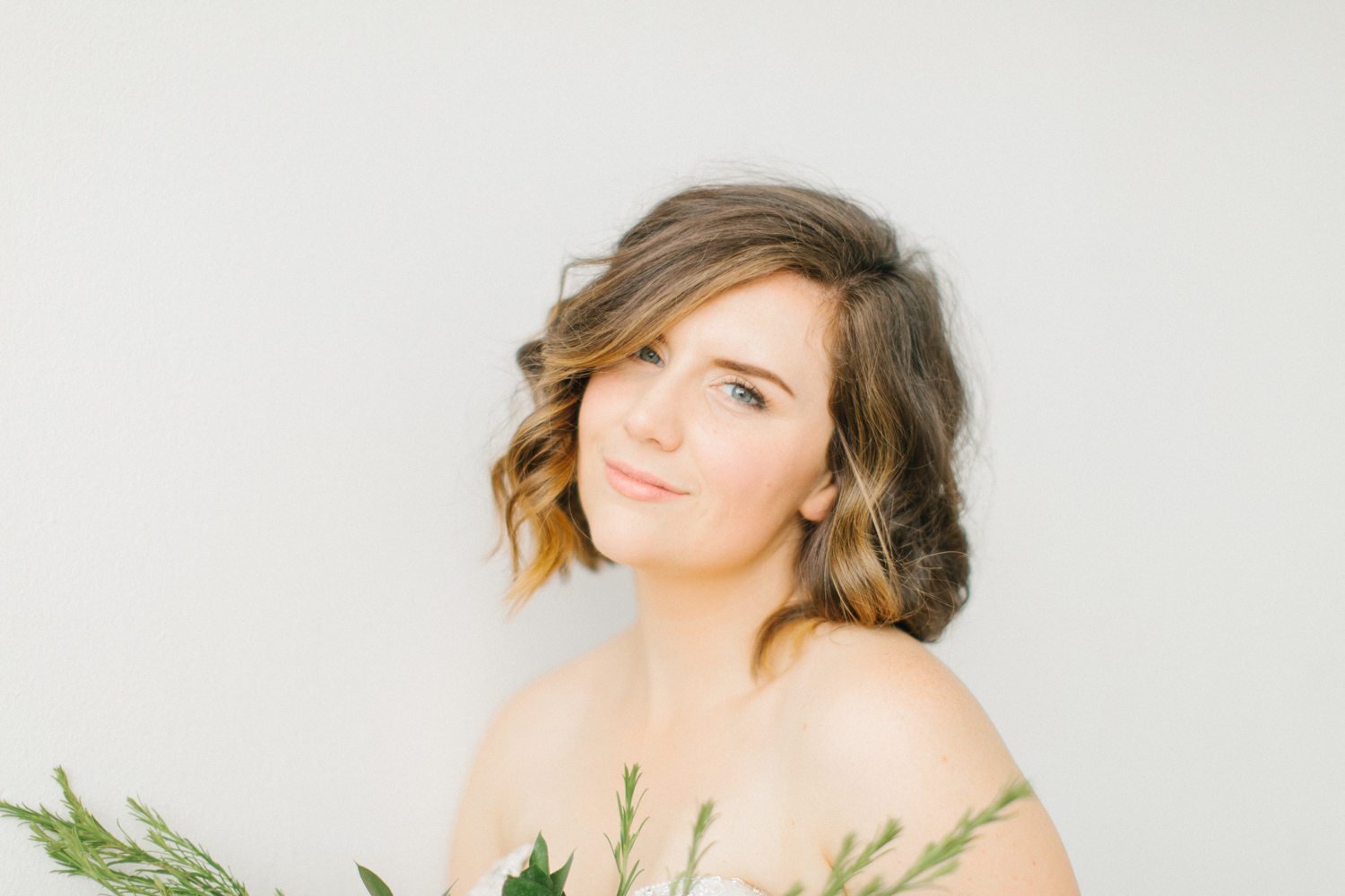 Seattle Fine Art Wedding Photographer | Seattle Downtown White Studio Bridal Session | Stunning Wedding Bouquet | Seattle Bride | Seattle Wedding | Photography Studio Space | Emma Rose Company Wedding Photography-26.jpg