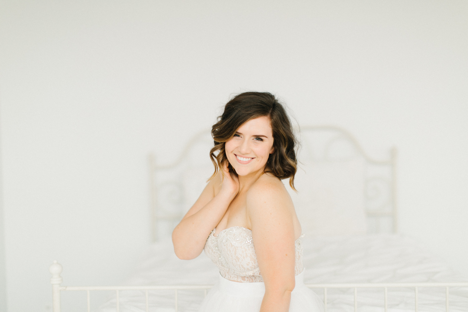 Seattle Fine Art Wedding Photographer | Seattle Downtown White Studio Bridal Session | Stunning Wedding Bouquet | Seattle Bride | Seattle Wedding | Photography Studio Space | Emma Rose Company Wedding Photography-35.jpg