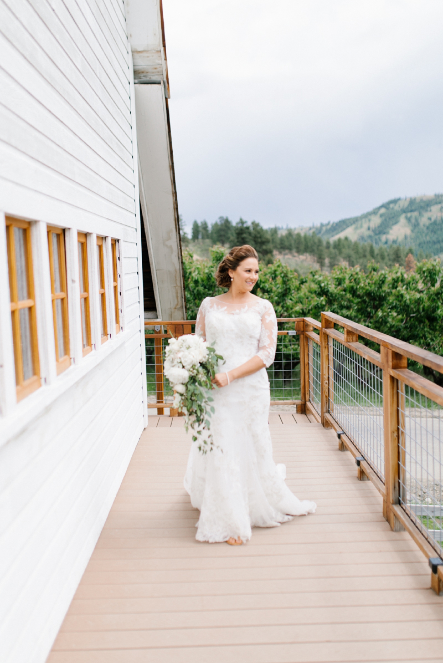 Wenatchee Wedding Photographer | Hampton Hideaway | Summer Rustic Wedding Eastern Washington | Emma Rose Company | Pastel Wedding Inspiration | Lace Wedding | Pacific Northwest Wedding 15.jpg