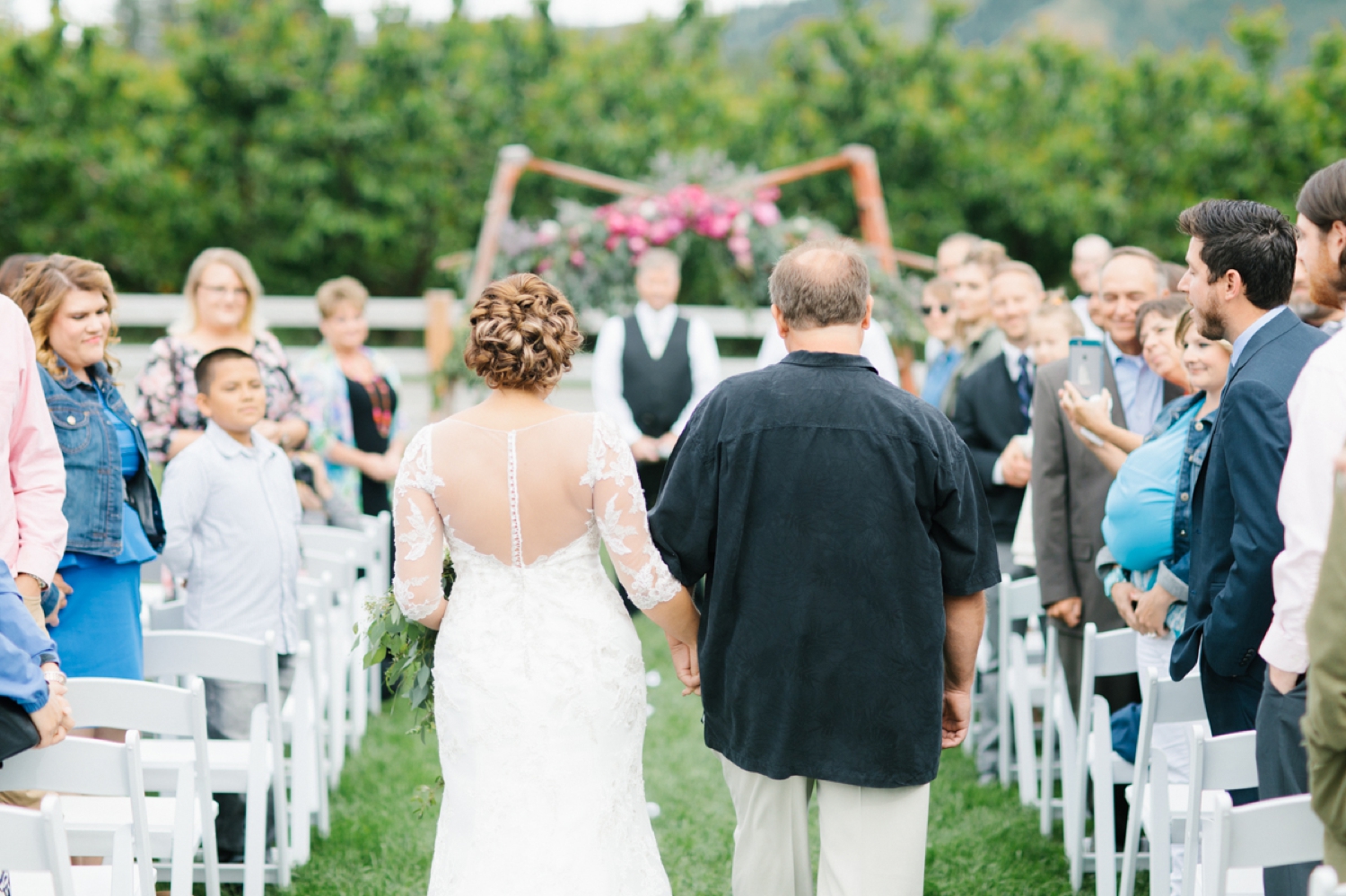 Wenatchee Wedding Photographer | Hampton Hideaway | Summer Rustic Wedding Eastern Washington | Emma Rose Company | Pastel Wedding Inspiration | Lace Wedding | Pacific Northwest Wedding 69.jpg