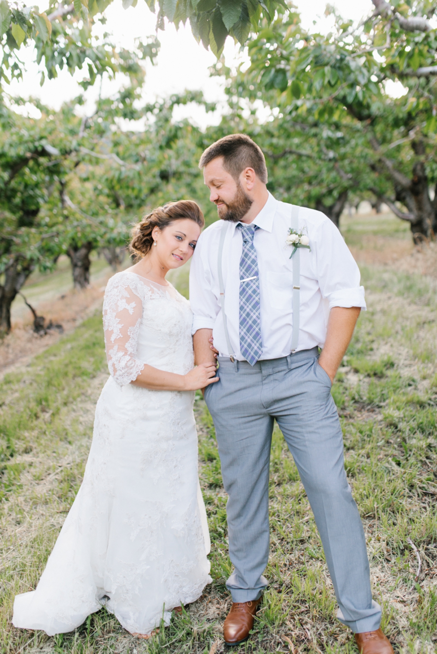 Wenatchee Wedding Photographer | Hampton Hideaway | Summer Rustic Wedding Eastern Washington | Emma Rose Company | Pastel Wedding Inspiration | Lace Wedding | Pacific Northwest Wedding 105.jpg