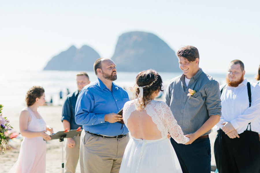 Oceanside Oregon Beach Wedding Details | Mermaid Wedding | Oregon Wedding on the Coast | Oregon Bride | Wedding Details | VSCO | Ceremony on the Beach-13.jpg