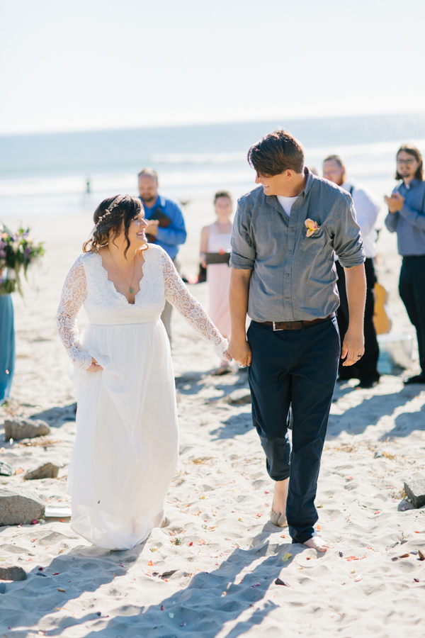 Oceanside Oregon Beach Wedding Details | Mermaid Wedding | Oregon Wedding on the Coast | Oregon Bride | Wedding Details | VSCO | Ceremony on the Beach-22.jpg