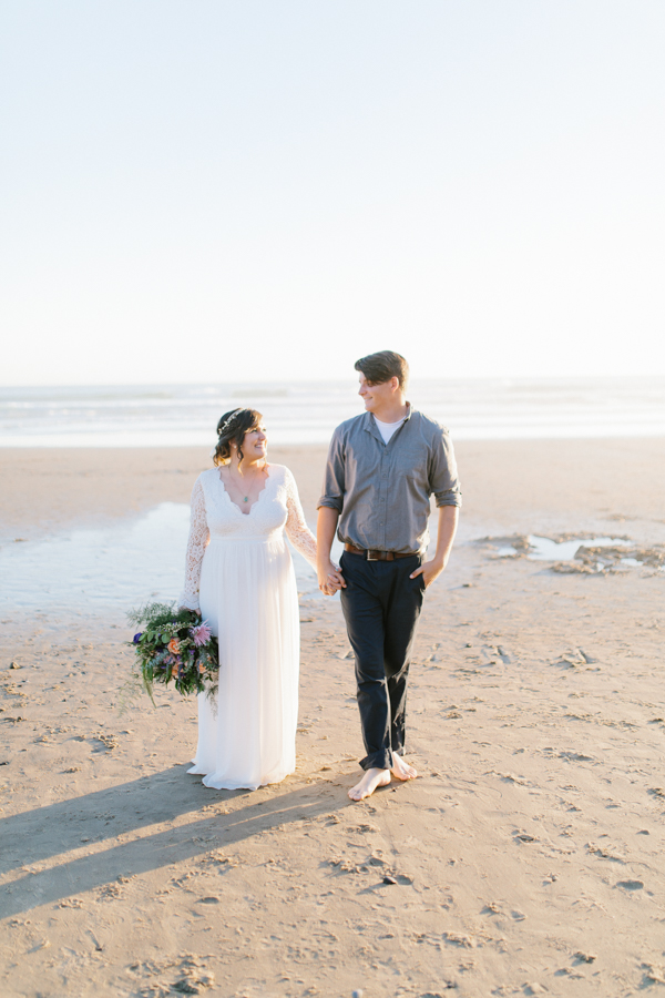 Oceanside Oregon Beach Wedding | Sunset Portraits by the Ocean | Oregon Bride | Oregon Wedding Photography | Wedding on the Beach | Bride and Groom Beach Portraits-4.jpg