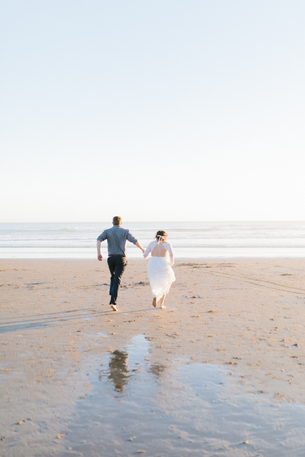 Oceanside Oregon Beach Wedding | Sunset Portraits by the Ocean | Oregon Bride | Oregon Wedding Photography | Wedding on the Beach | Bride and Groom Beach Portraits-9.jpg