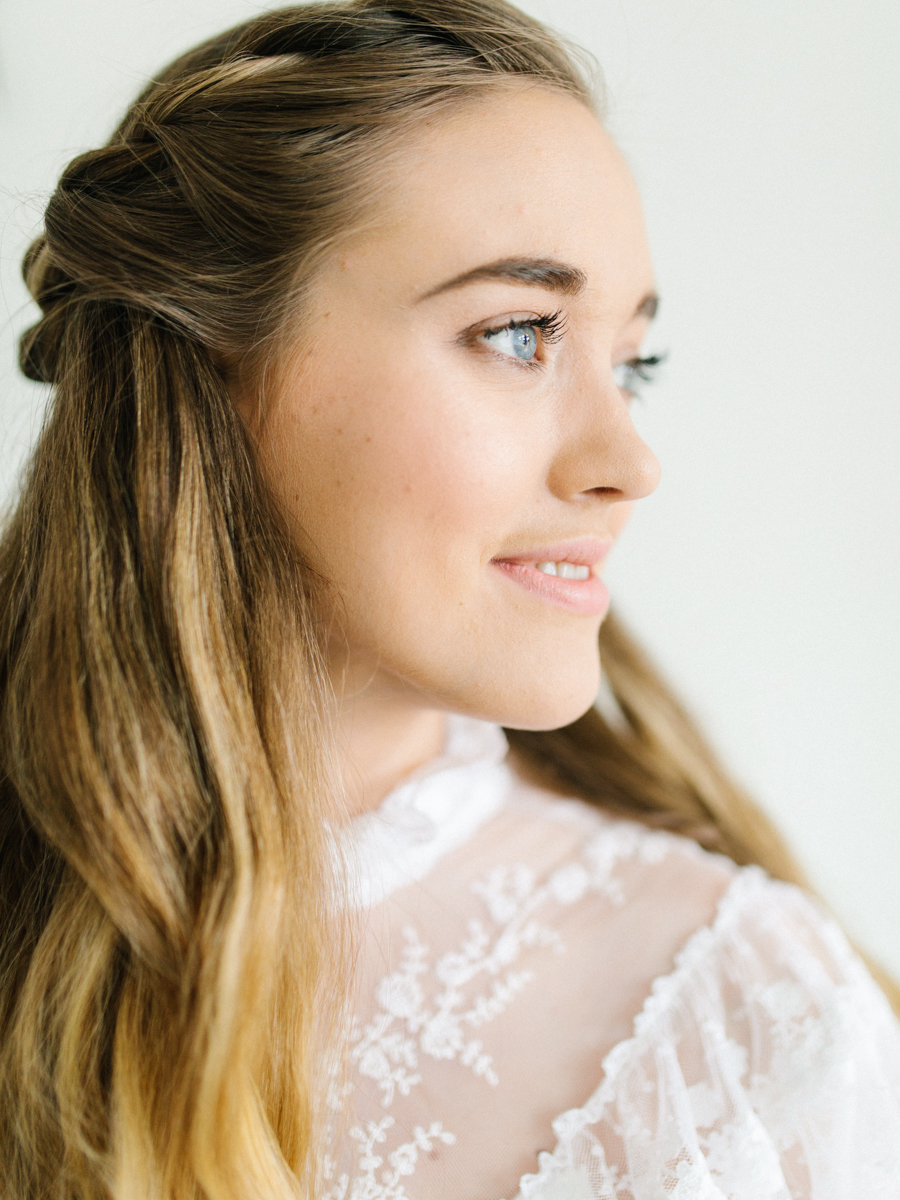 Studio Inspired Styled Shoot Behind the Scenes | How to put together a styled shoot | Rhodesia Flower Florist South Bend, Washington | Emma Rose Company Studio Session | VSCO | Grey Session | White Vintage Lace Wedding Gown-5.jpg