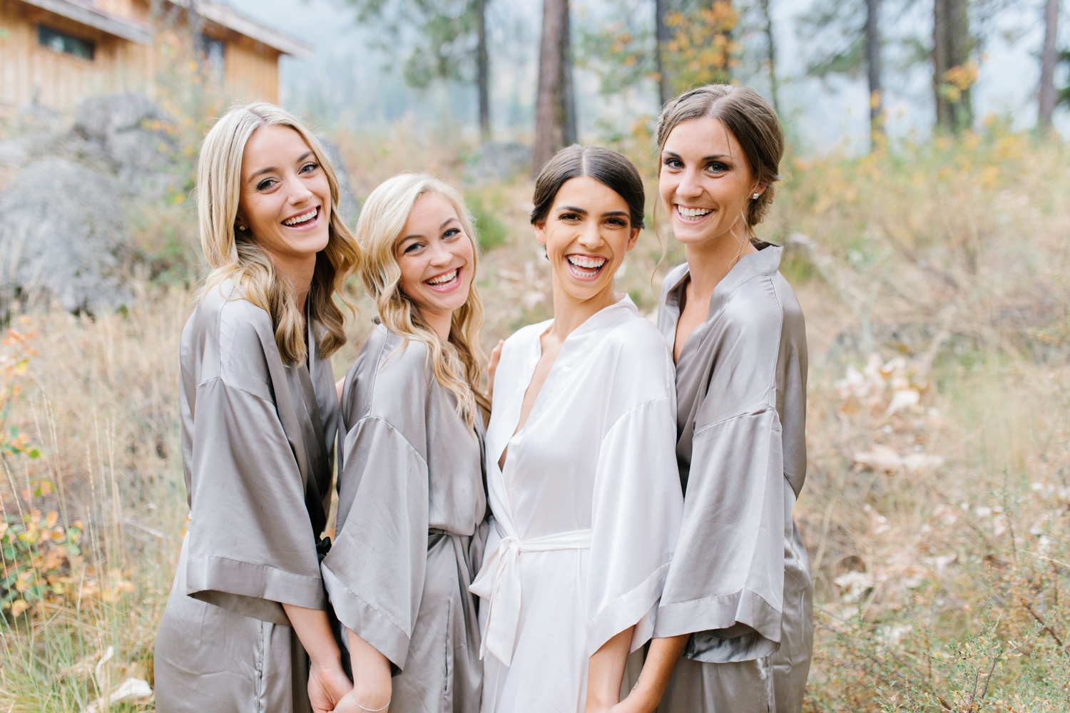 Grey and White Wedding in the Mountains of Leavenworth, Washington | Sleeping Lady | Classic and Timeless Wedding | VSCO | Bride and Bridesmaids Getting Ready | Bride in Victoria Secret Robe.jpg-1744.jpg