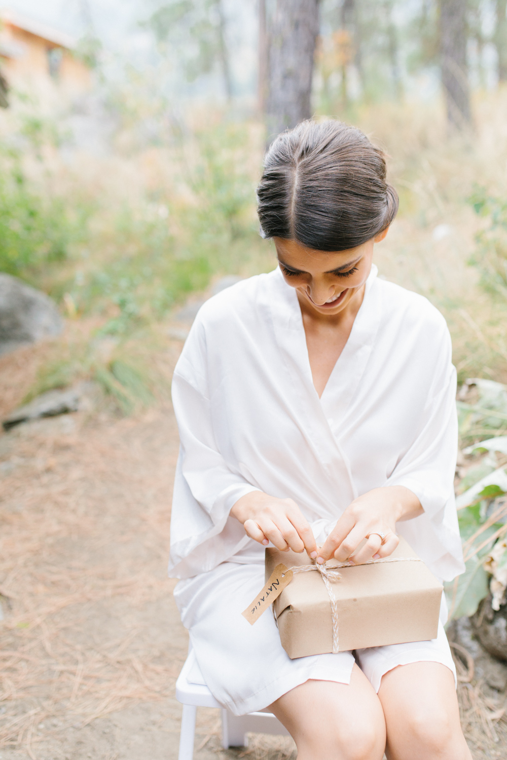 Grey and White Wedding in the Mountains of Leavenworth, Washington | Sleeping Lady | Classic and Timeless Wedding | VSCO | Bride and Bridesmaids Getting Ready | Bride in Victoria Secret Robe.jpg-1780.jpg
