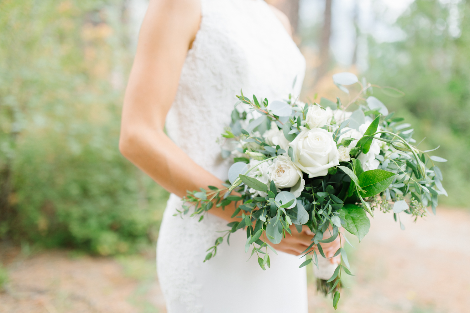 Grey and White Wedding in the Mountains of Leavenworth, Washington | Sleeping Lady | Classic and Timeless Wedding | VSCO | Bridal Portraits Wedding Day.jpg-2012.jpg