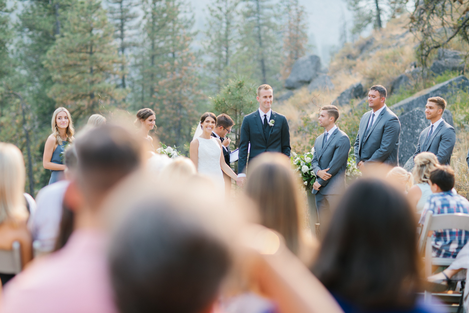 Grey and White Wedding in the Mountains of Leavenworth, Washington | Sleeping Lady | Classic and Timeless Wedding | VSCO | Leavenworth Wedding Ceremony at Sleeping Lady.jpg-2978.jpg