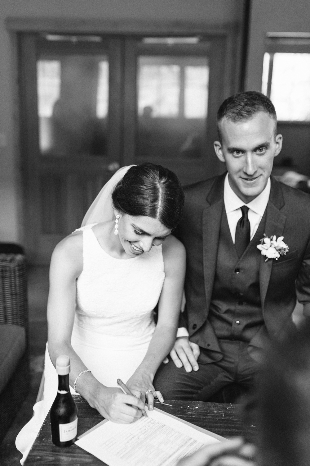 Grey and White Wedding in the Mountains of Leavenworth, Washington | Sleeping Lady | Classic and Timeless Wedding | VSCO | Signing of Certificate Black and White.jpg-3142.jpg