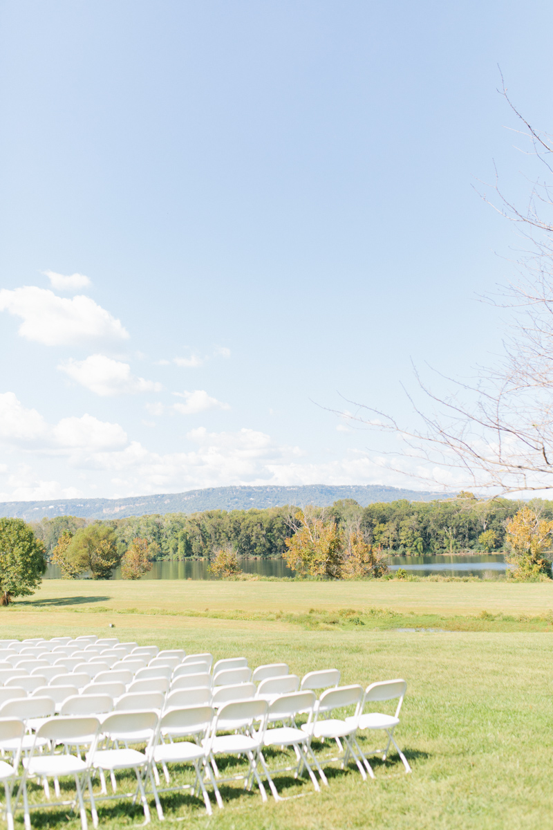 Southern Wedding | Riverside Ceremony Tennessee |Tennessee River Place Wedding Chattanooga TN | Emma Rose Company | Wedding in the South | VSCO | Southern Bride-4.jpg