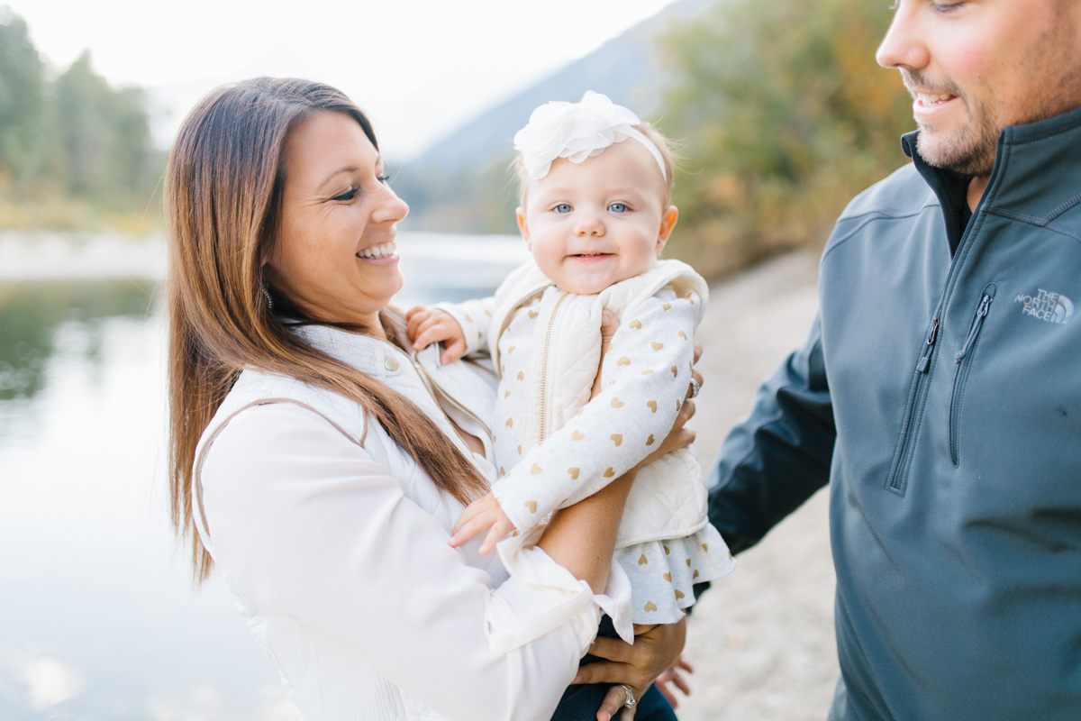 A Beautiful Fall Family Photo Session | What to Wear to Fall Photos | Leavenworth Washington Family Photographer | Emma Rose Company | Gorgeous Sunset Fall Family Portrait Session | Enchantment Park Leavenworth, Washington-8.jpg