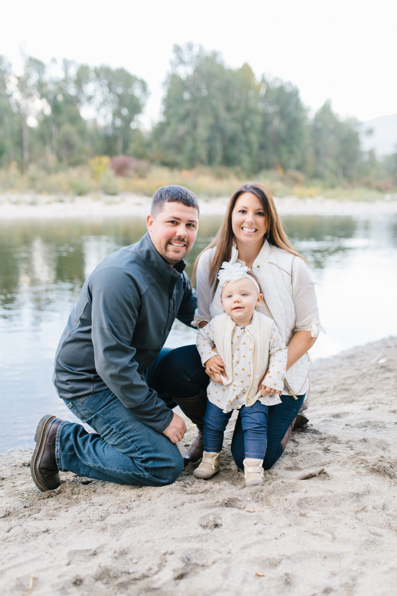 A Beautiful Fall Family Photo Session | What to Wear to Fall Photos | Leavenworth Washington Family Photographer | Emma Rose Company | Gorgeous Sunset Fall Family Portrait Session | Enchantment Park Leavenworth, Washington-31.jpg