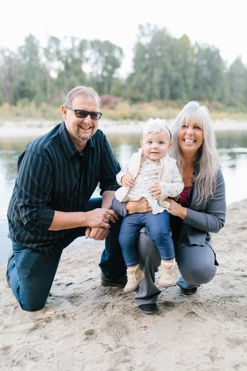 A Beautiful Fall Family Photo Session | What to Wear to Fall Photos | Leavenworth Washington Family Photographer | Emma Rose Company | Gorgeous Sunset Fall Family Portrait Session | Enchantment Park Leavenworth, Washington-32.jpg