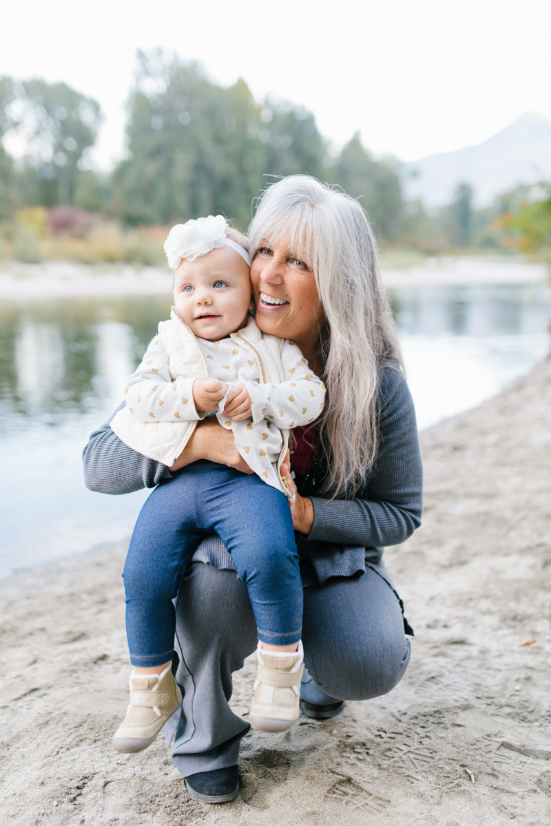 A Beautiful Fall Family Photo Session | What to Wear to Fall Photos | Leavenworth Washington Family Photographer | Emma Rose Company | Gorgeous Sunset Fall Family Portrait Session | Enchantment Park Leavenworth, Washington-33.jpg
