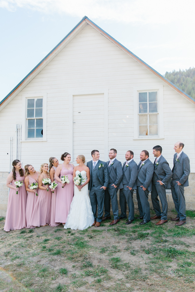 Hampton Hideaway | Wenatchee, Washington | A Fall Blush Wedding | VSCO | Emma Rose Company | Seattle Wedding Photographer Light and Airy | PNW Wedding-18.jpg