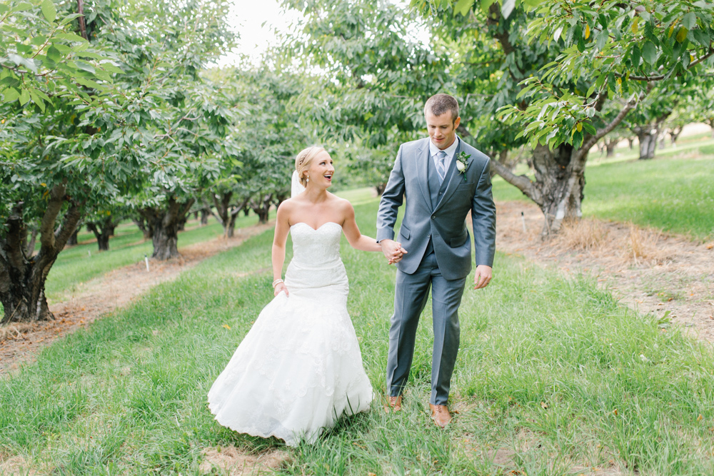 Hampton Hideaway | Wenatchee, Washington | A Fall Blush Wedding | VSCO | Emma Rose Company | Seattle Wedding Photographer Light and Airy | PNW Wedding-47.jpg