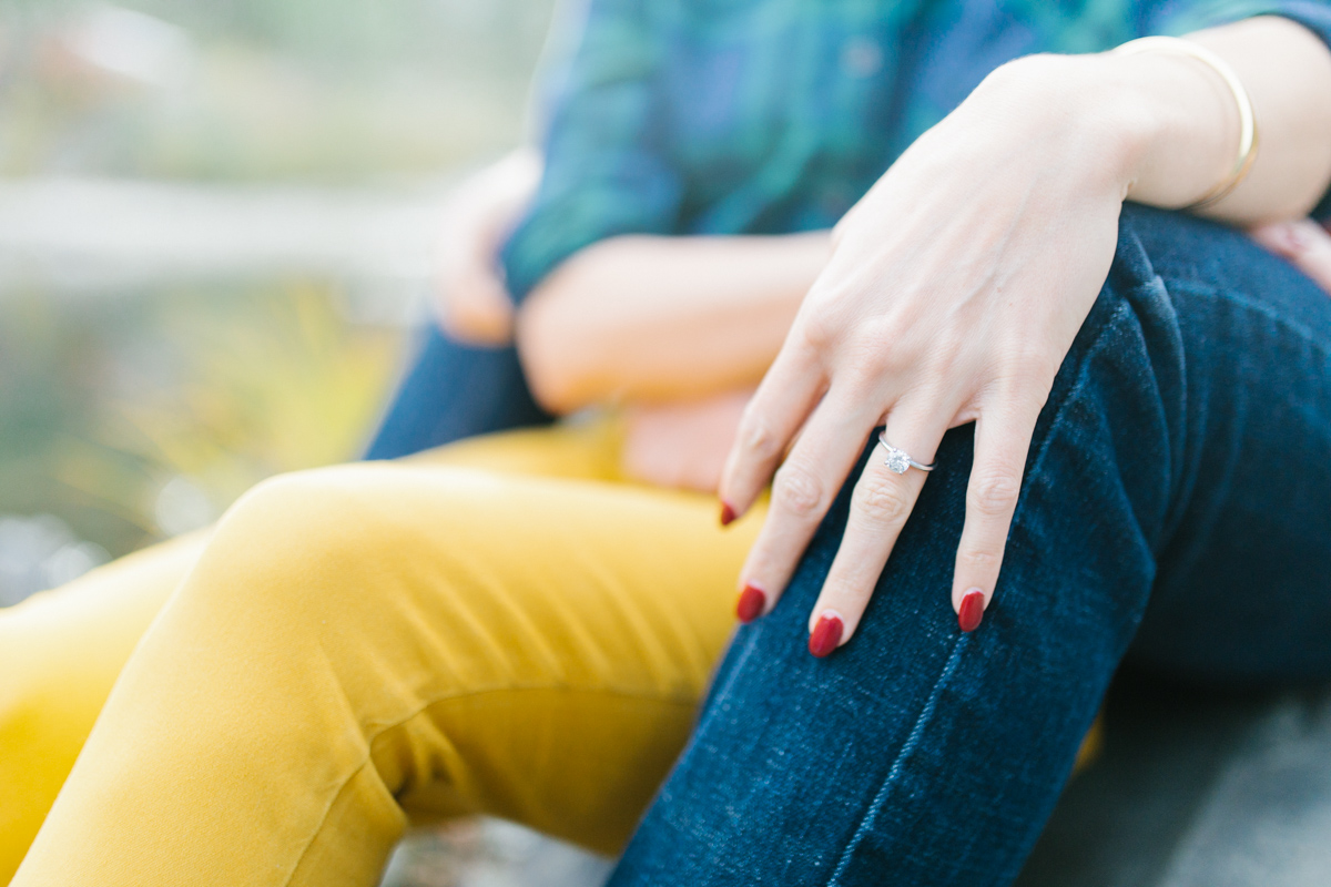 Romantic and Colorful Fall Engagement Session | Sleeping Lady Mountain Resort Leavenworth Wedding | Fall Session | What To Wear To Engagement Session | VSCO | Mountain Pictures