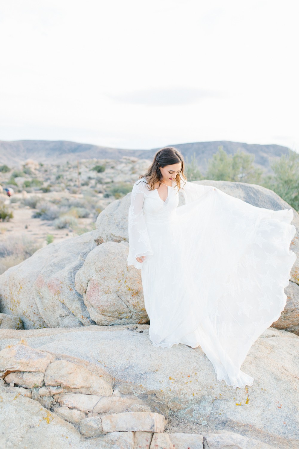 The Ruin Venue California | California Bride Inspiration | Fall Styled Shoot in the Desert | Epic Styled Shoot | Southern California Wedding Photographer | The Dress Theory | Fall Desert Wedding