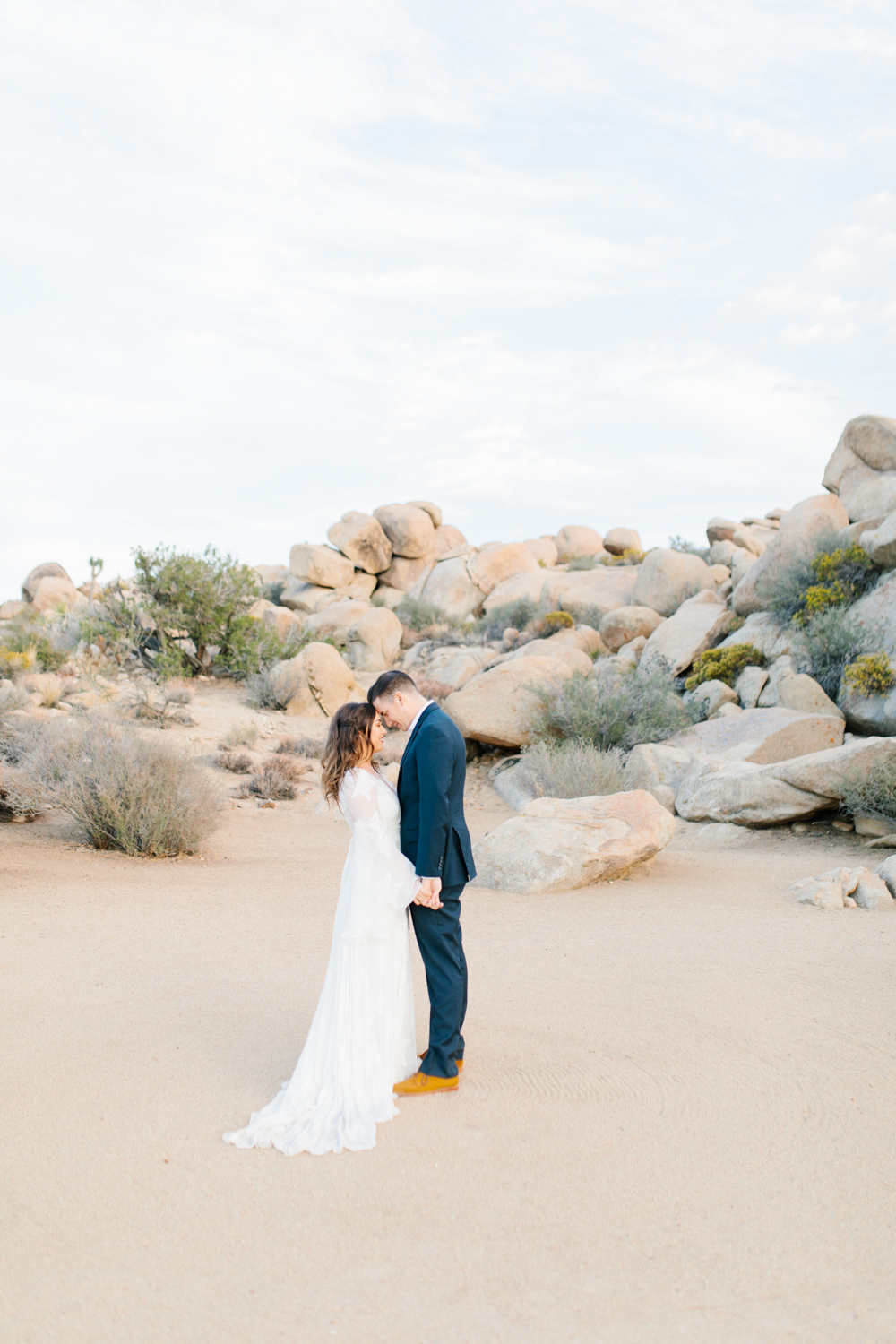 The Ruin Venue California | California Bride Inspiration | Fall Styled Shoot in the Desert | Epic Styled Shoot | Southern California Wedding Photographer | The Dress Theory | Fall Desert Wedding