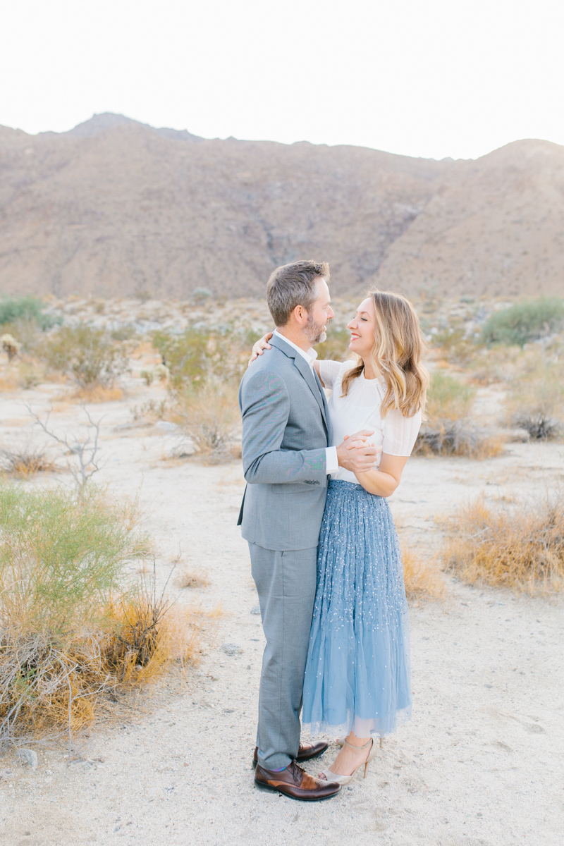 The Most Perfect Desert Family Photo Session | Palm Springs Photography | What to Wear to Family Pictures | VSCO | Emma Rose Company | Gorgeous Sunset Family Session-13.jpg