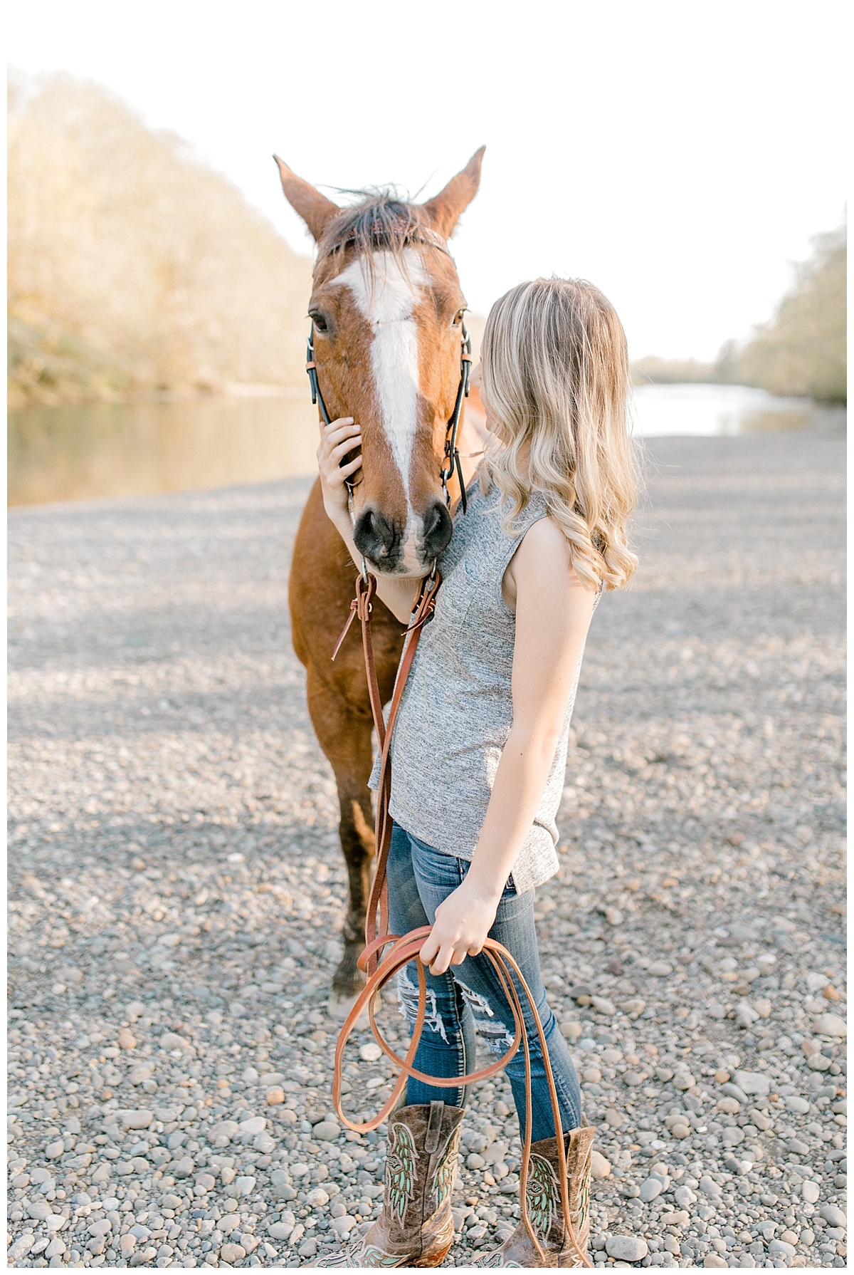 Sunset Senior Session with Horse | Senior Session Inspiration Session | Horse Photo Session | Pacific Northwest Light and Airy Wedding and Portrait Photographer | Emma Rose Company | Kindred Presets Riverside.jpg