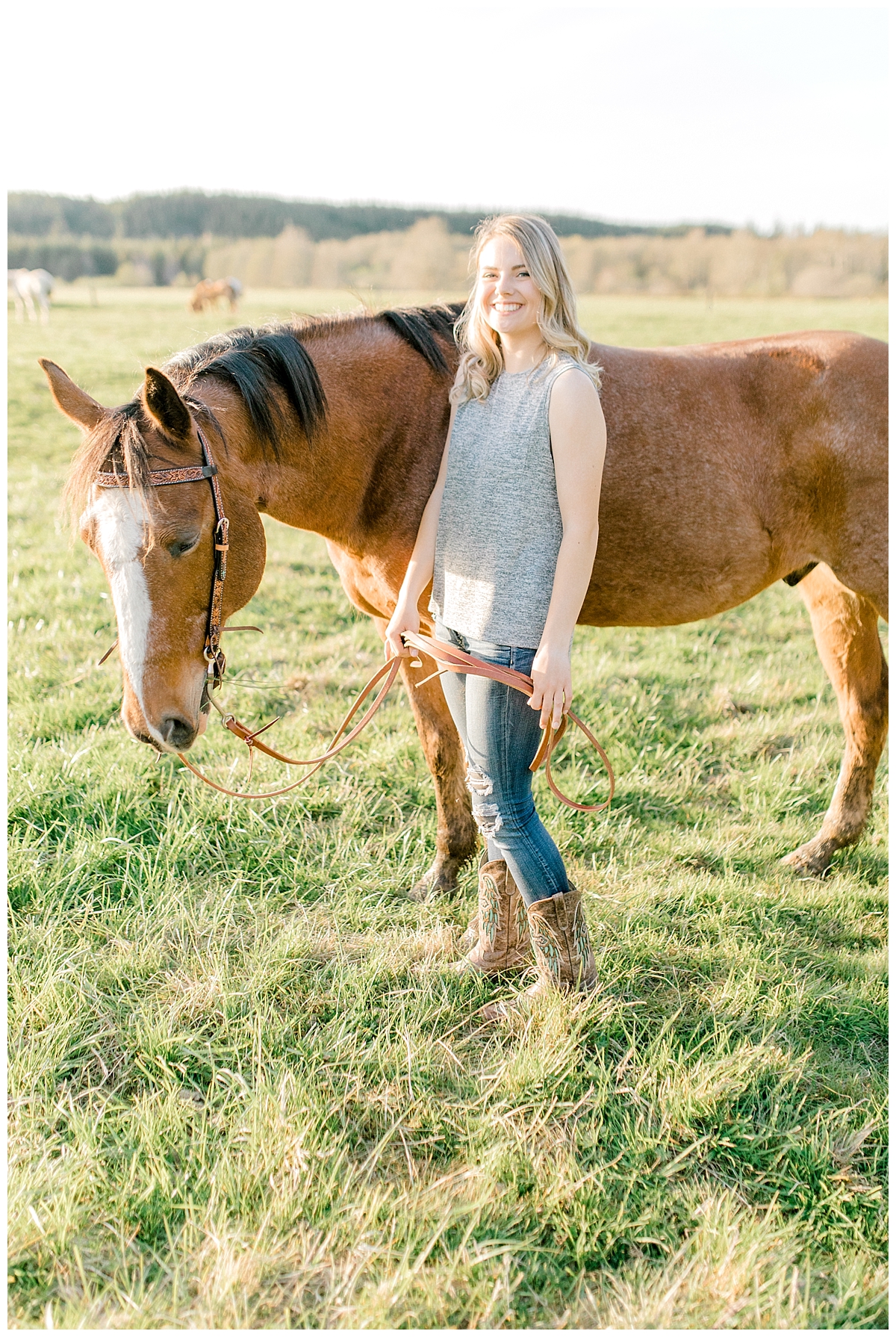 Sunset Senior Session with Horse | Senior Session Inspiration Session | Horse Photo Session | Pacific Northwest Light and Airy Wedding and Portrait Photographer | Emma Rose Company | Kindred Presets Senior Session Horses.jpg