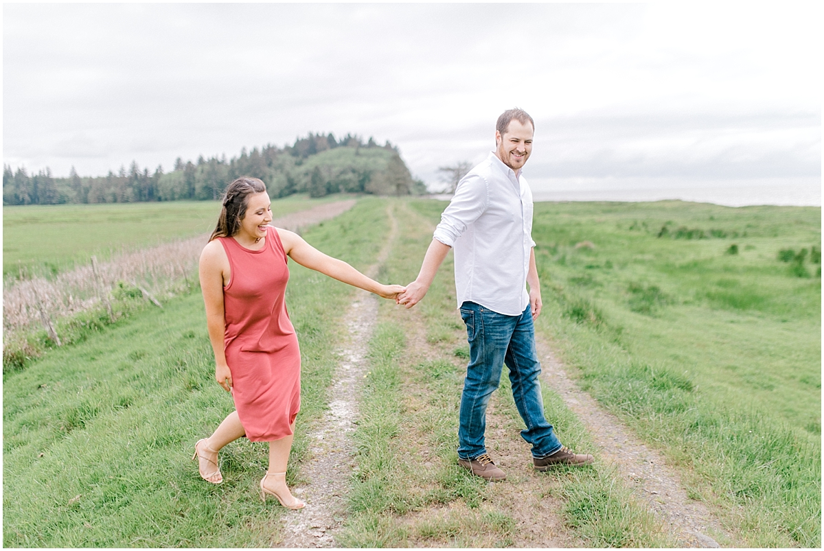 Gorgeous Beach and Ranch Engagement Session, Pacific Northwest Elopement Wedding Photographer, What to Wear to Engagement Pictures, Kindred Presets, Seattle Wedding Photographer0016.jpg