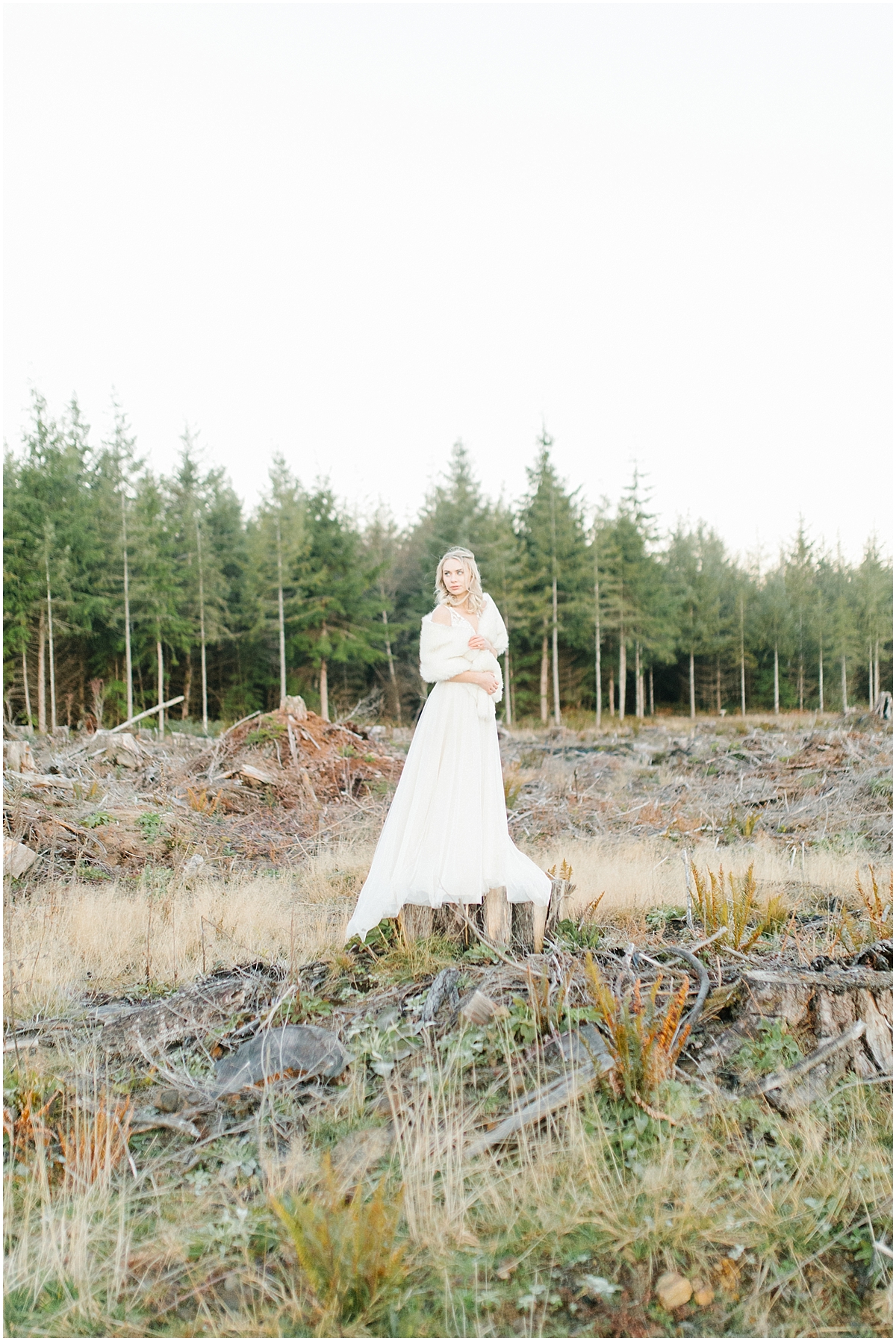 A Light and Airy Styled Shoot Dripping With Romance | Emma Rose Company Seattle Wedding Photographer