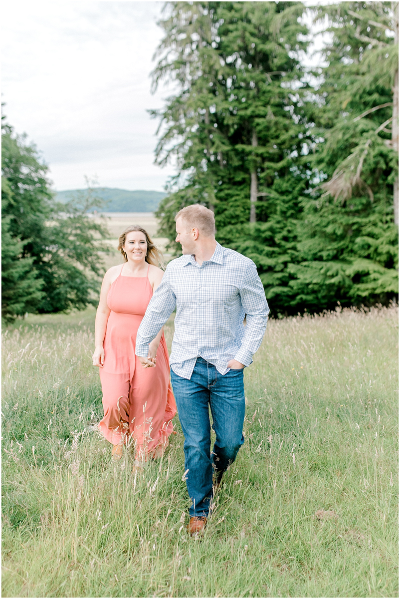 The most dreamy engagement session on Rose Ranch | Emma Rose Company Seattle and Portland Wedding Photographer | What to Wear to Your Engagement Session | Outfit Inspiration for Engagement Session | Pacific Northwest Photographer | PNW Style-16.jpg