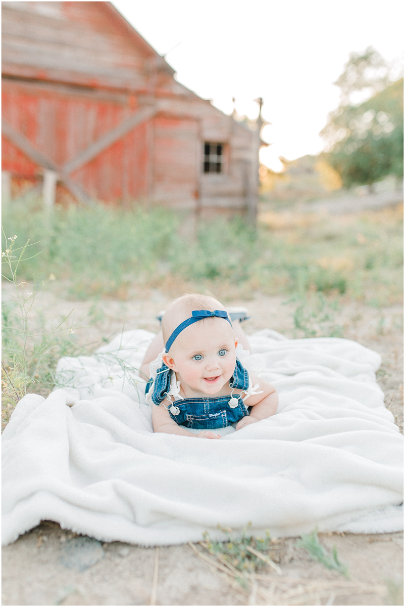 The most perfect family session in the wheat fields of Waterville Washington | Emma Rose Company Family and Portrait Photographer | Wenatchee and Seattle Photographer Light and Airy | What to Wear to Family Pictures | Kindred Presets-82.jpg