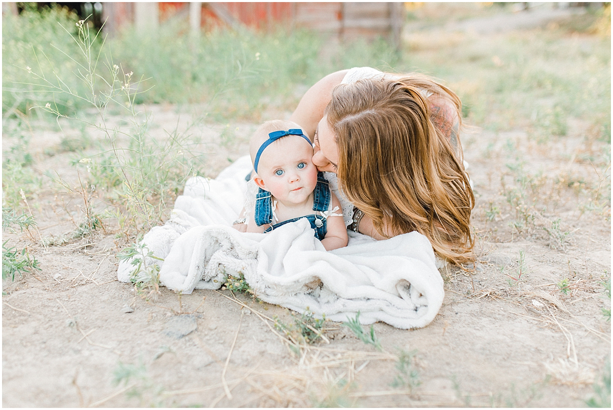 The most perfect family session in the wheat fields of Waterville Washington | Emma Rose Company Family and Portrait Photographer | Wenatchee and Seattle Photographer Light and Airy | What to Wear to Family Pictures | Kindred Presets-85.jpg
