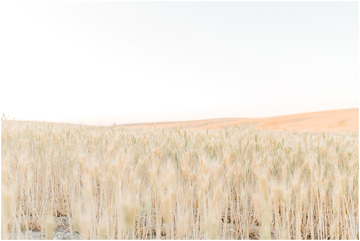 The most perfect family session in the wheat fields of Waterville Washington | Emma Rose Company Family and Portrait Photographer | Wenatchee and Seattle Photographer Light and Airy | What to Wear to Family Pictures | Kindred Presets-111.jpg