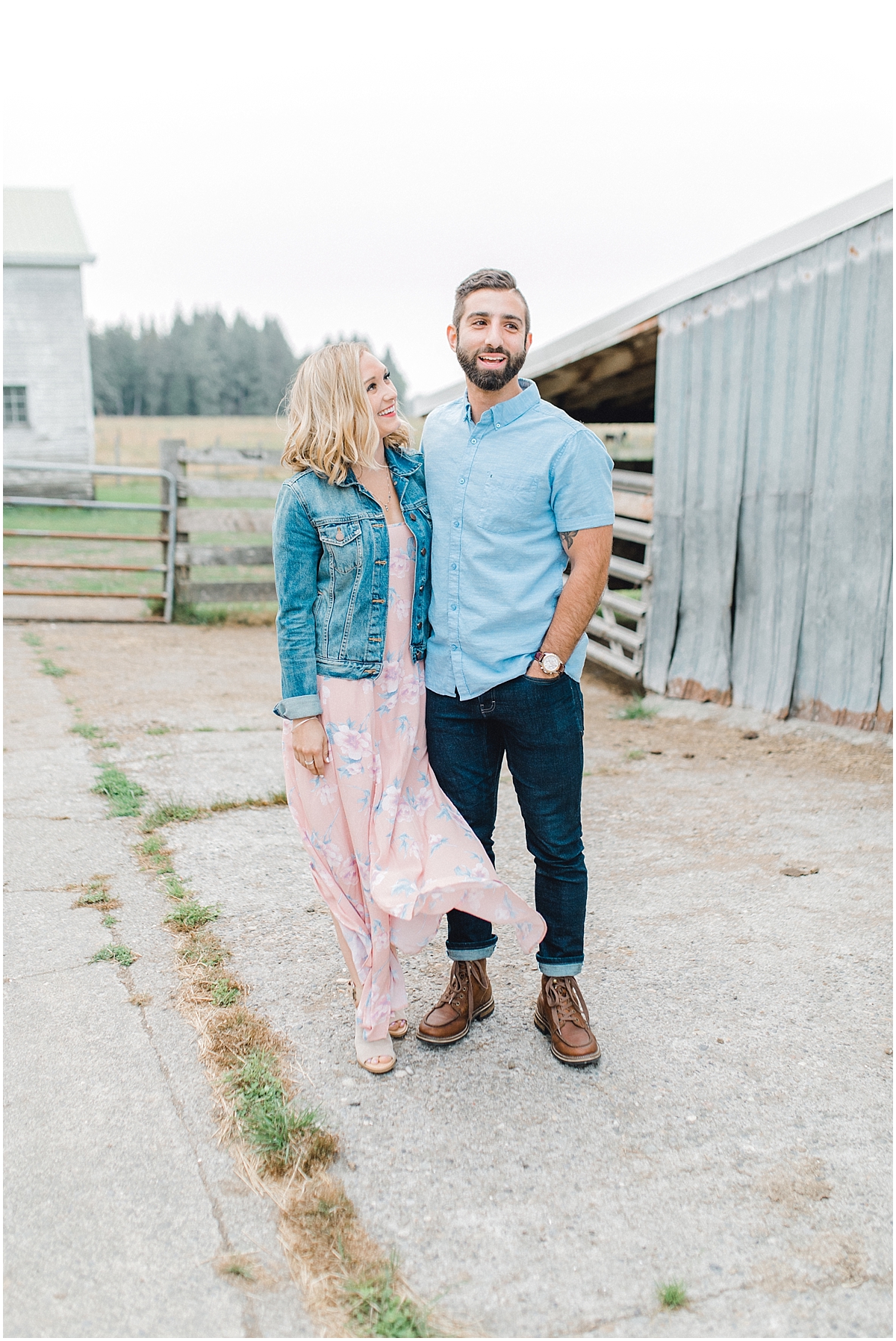 Emma Rose Company | PNW Engagement Session | What to Wear for Pictures | Rose Ranch Engagement | Sunset | Kindred Presets | Seattle Wedding Photographer Light and Airy_0242.jpg
