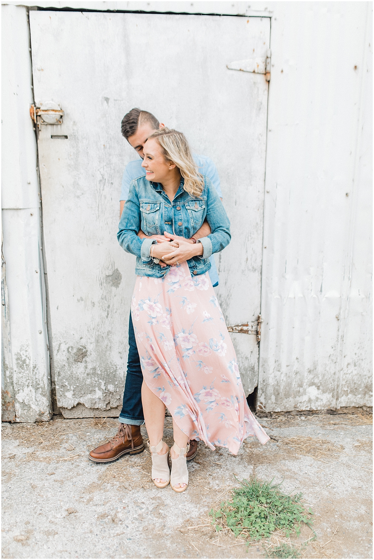 Emma Rose Company | PNW Engagement Session | What to Wear for Pictures | Rose Ranch Engagement | Sunset | Kindred Presets | Seattle Wedding Photographer Light and Airy_0246.jpg