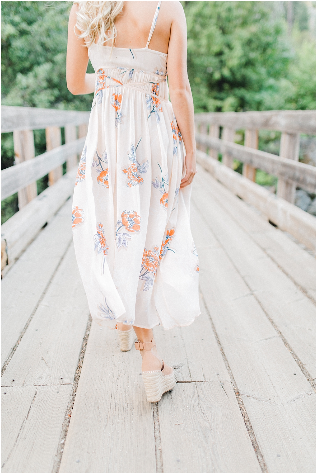 Emma Rose Company | Pacific Northwest Senior Portrait Photographer | Light and Airy Styled Senior Portraits | What to Wear to Senior Pictures | Kindred Presets | Seattle, Wenatchee and Portland Wedding and Portrait Photographer | Emma Rose4.jpg