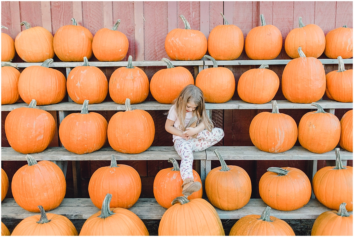 Pumpkin Patch Photo Shoot With Toddler and Mommy | Emma Rose Company Seattle Portland Light and Airy Wedding Photographer | Kindred Presets | Film_0007.jpg