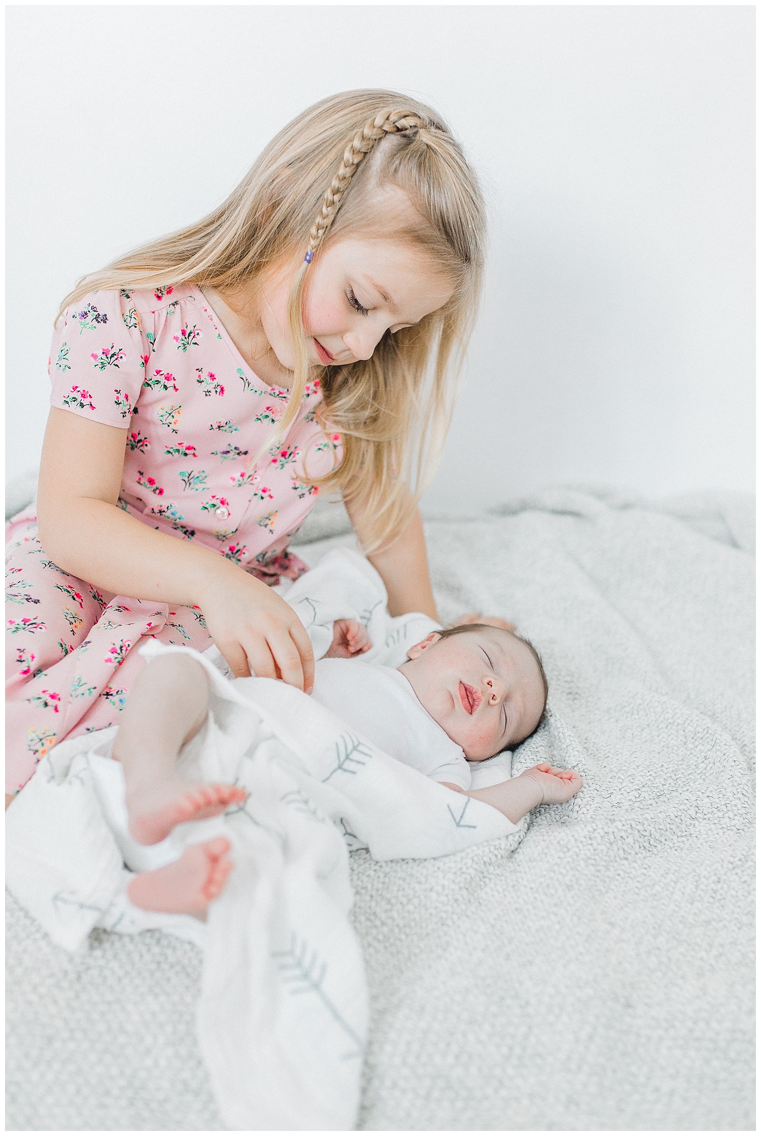 Newborn Lifestyle In-Studio Photo Session Light and Airy Kindred Presets Emma Rose Company Seattle Portland Wedding and Portrait Photographer17.jpg