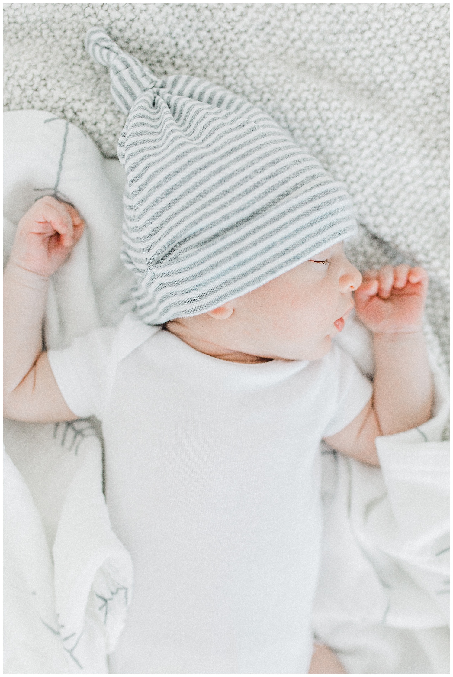 Newborn Lifestyle In-Studio Photo Session Light and Airy Kindred Presets Emma Rose Company Seattle Portland Wedding and Portrait Photographer18.jpg