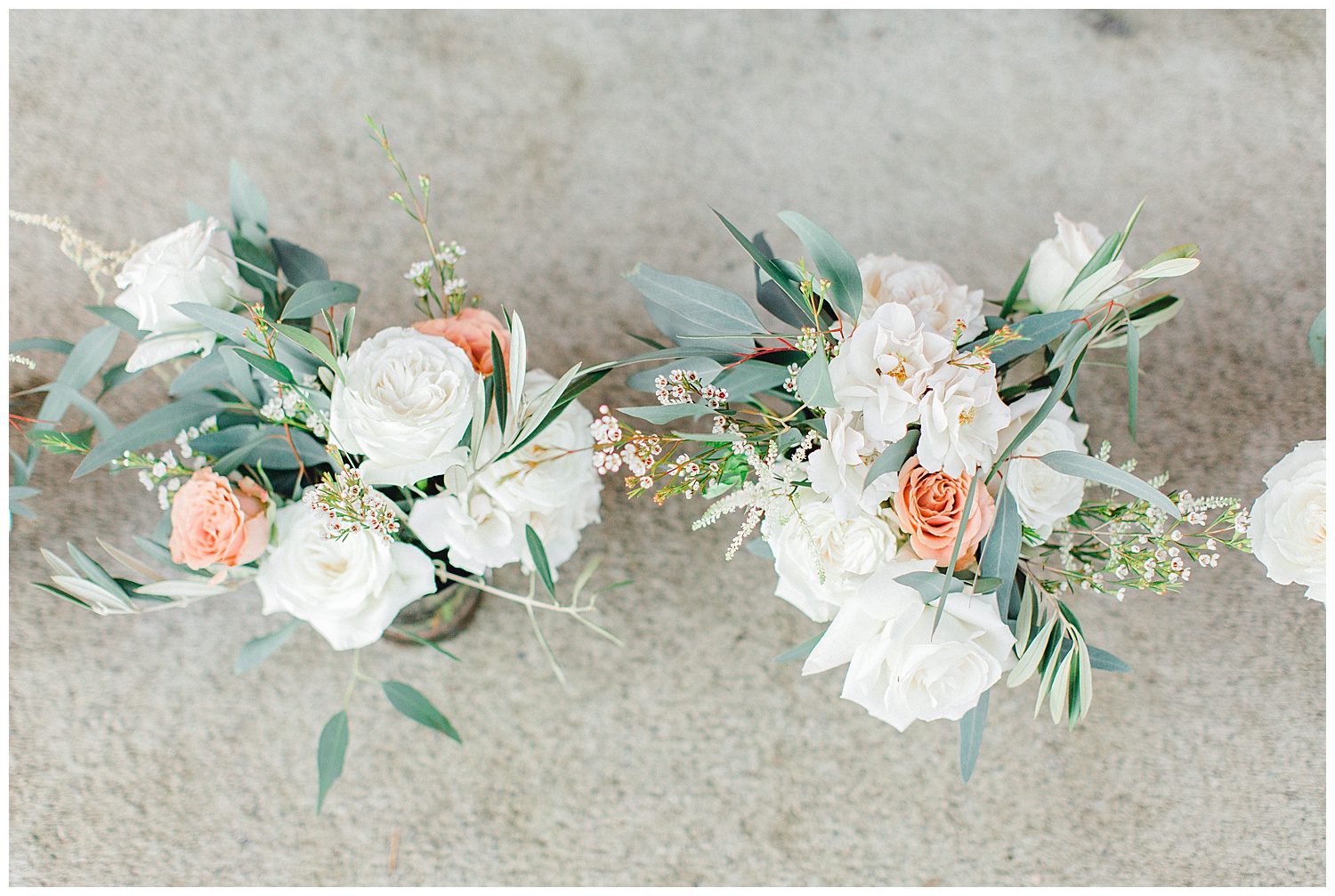 ERC-8739_A beautiful winter wedding in Snohomish, Washington at Thomas Family Farm was simply perfect.  This rustic and modern styled wedding was dripping with romance and photographed by Emma Rose Company, a pacific northwest wedding photographer..jpg