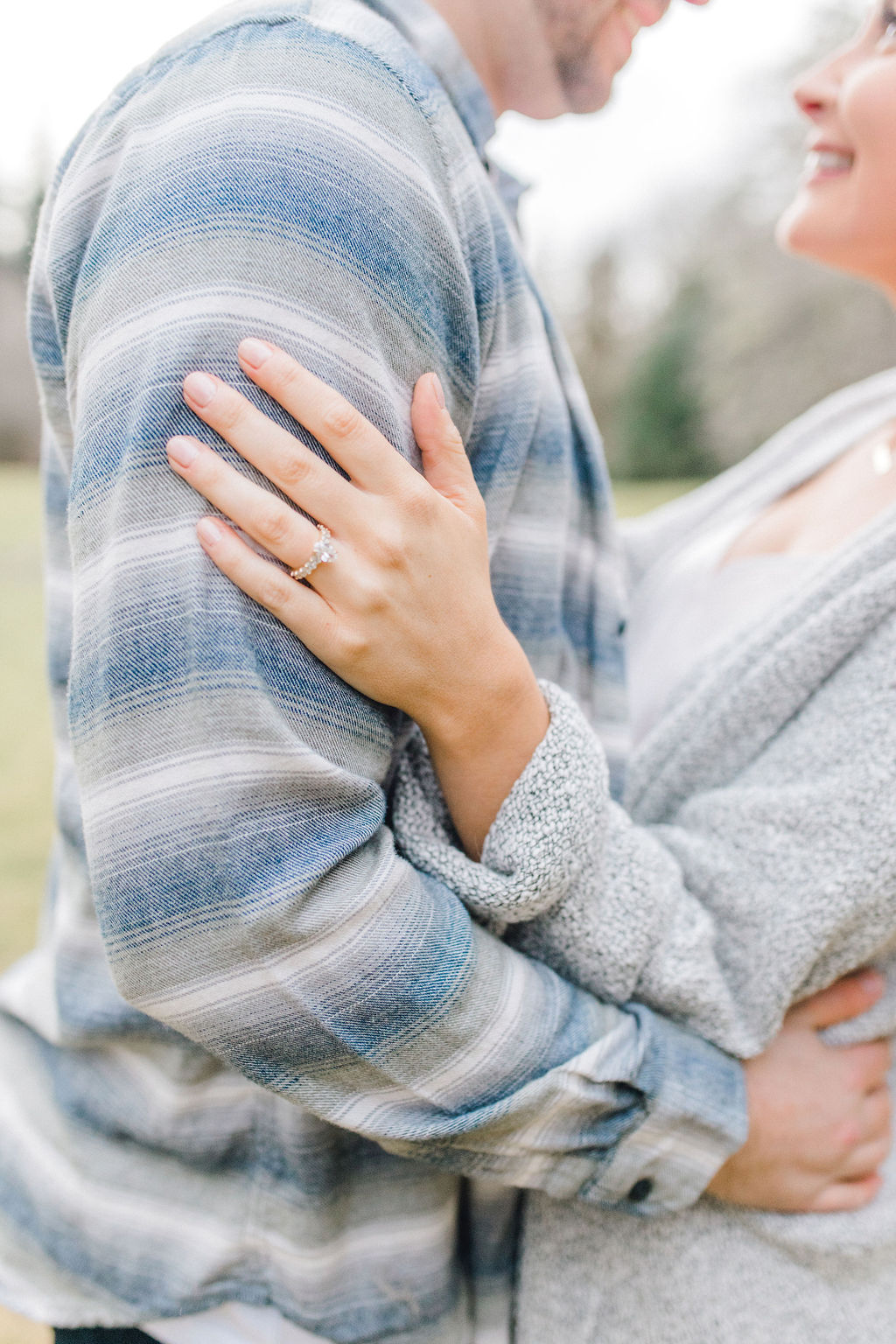 Kalle and Sterling's engagement session in the PNW on Rose Ranch with me here at Emma Rose Company was gorgeous and if you're looking for engagement session inspiration, look no further!