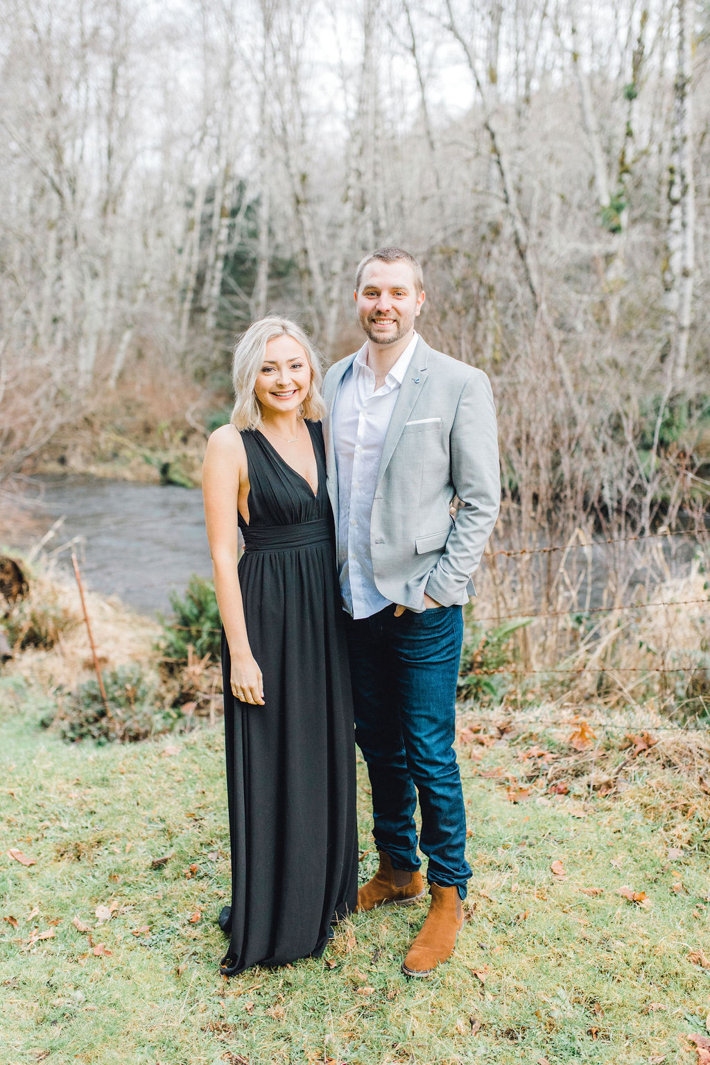 Kalle and Sterling's engagement session in the PNW on Rose Ranch with me here at Emma Rose Company was gorgeous and if you're looking for engagement session inspiration, look no further!