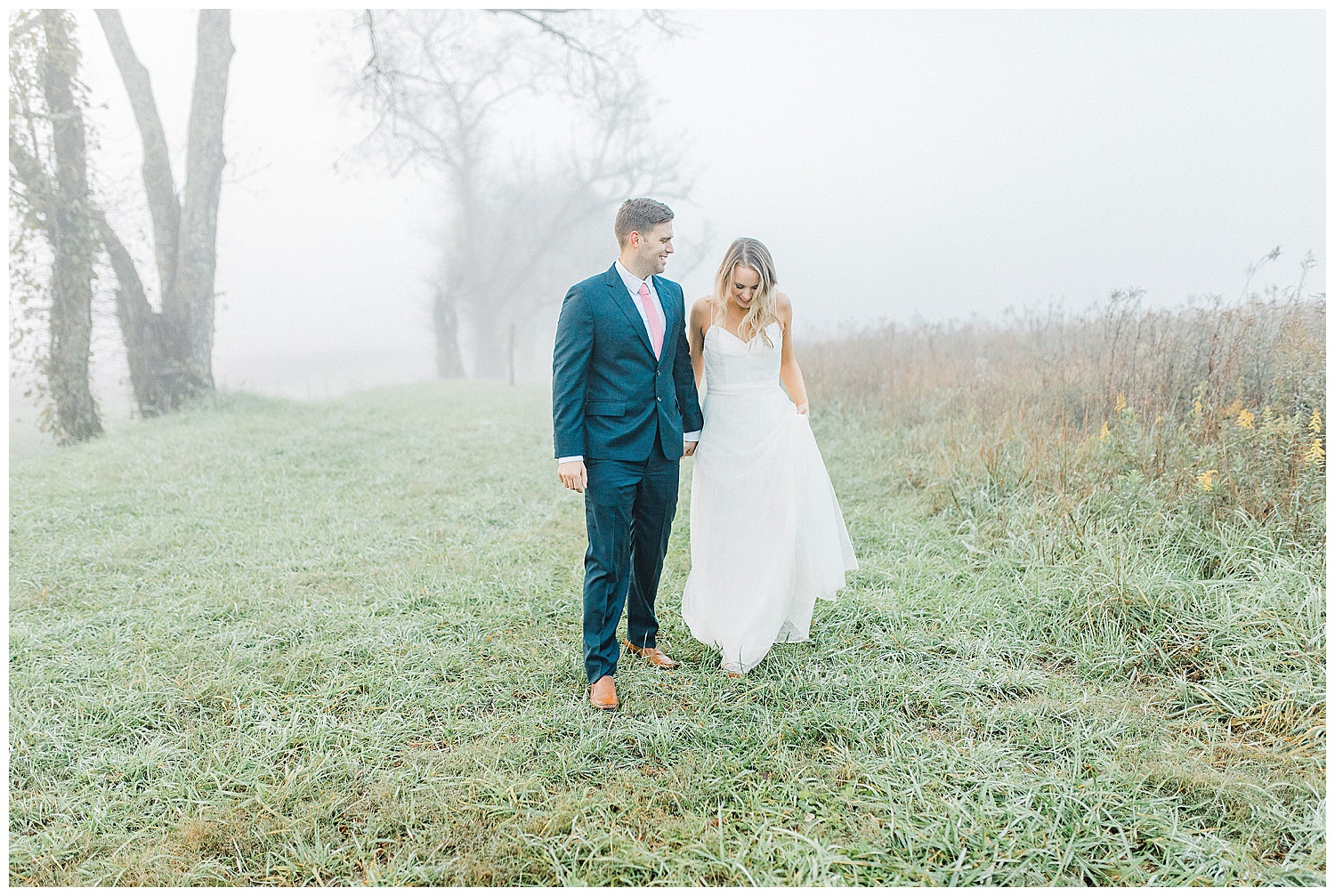 Emma Rose Company recently got to travel all the way to Nashville to photograph the most beautiful post-wedding bride and groom portraits in the Great Smoky Mountains with a gorgeous couple! Nashville wedding inspiration at it's finest._0013.jpg